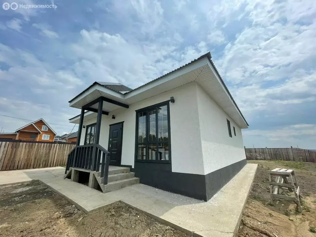 Дом в Мамоны, Береговая улица (180 м) - Фото 1