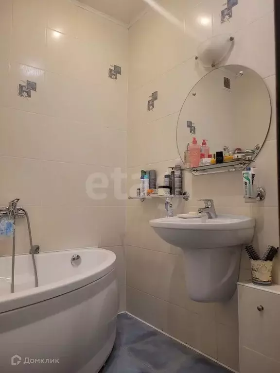 Продаётся 2-к квартира, 64.8 м - Фото 1