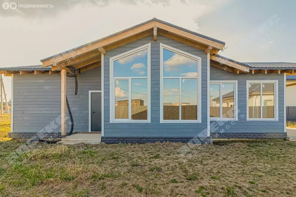 Дом в Аннинское городское поселение, деревня Пески (149.6 м) - Фото 1