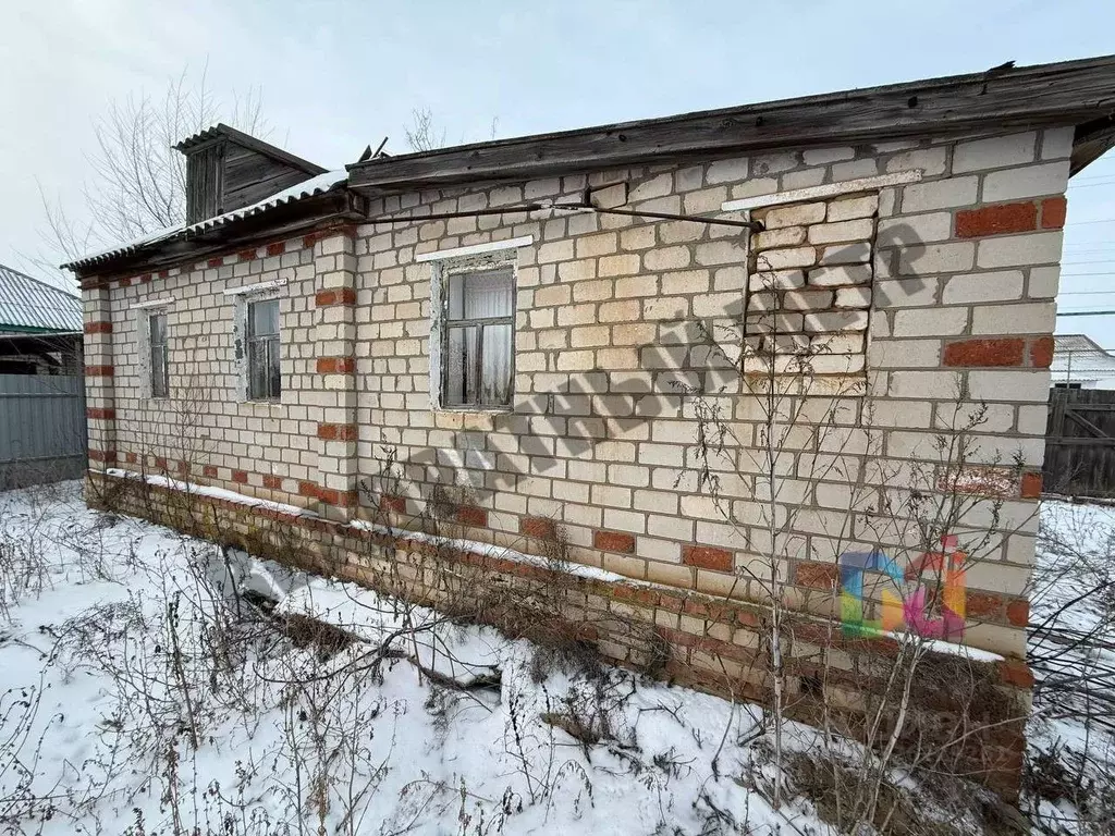 Дом в Калмыкия, с. Малые Дербеты ул. Виноградная, 4 (45 м) - Фото 2