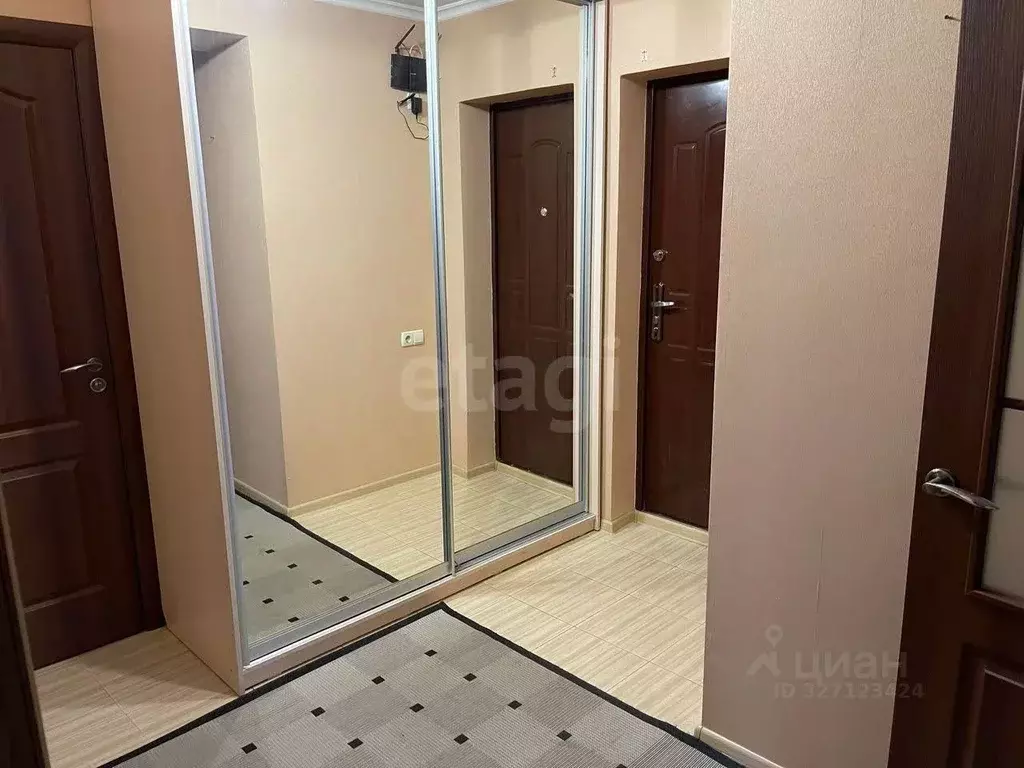 2-к кв. Севастополь ул. Вакуленчука, 26 (67.7 м) - Фото 2