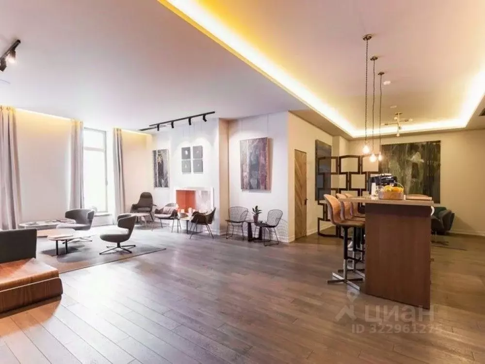 Торговая площадь в Москва Шмитовский проезд, 3С1 (1150 м) - Фото 1