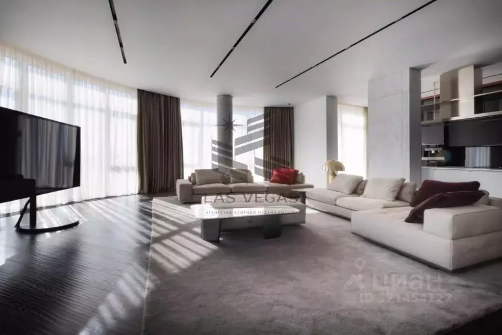 4-к кв. Татарстан, Казань Меридианная ул., 2 (190.0 м) - Фото 0