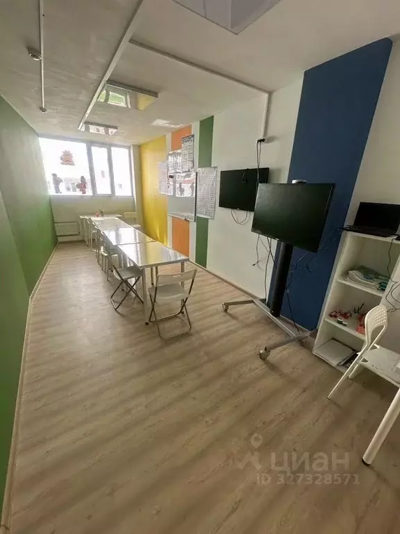 Помещение свободного назначения в Брянская область, Брянск просп. ... - Фото 2