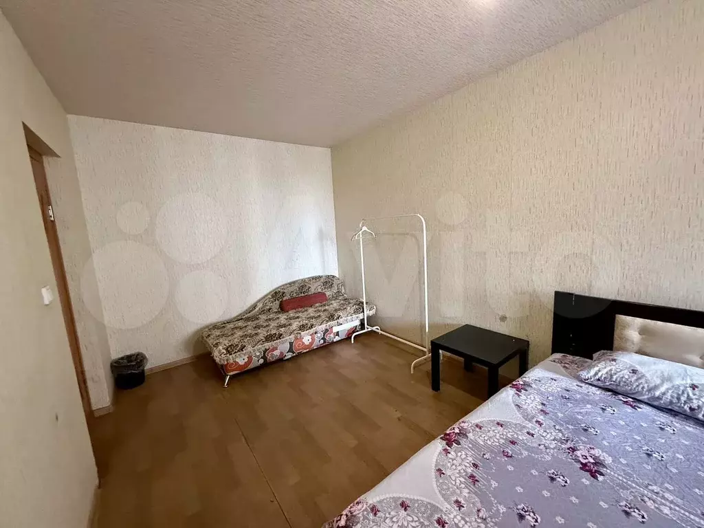 Комната 22 м в 3-к., 10/25 эт. - Фото 0