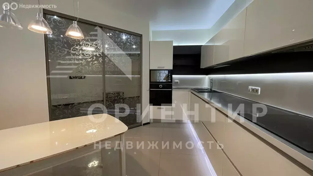 1-комнатная квартира: Екатеринбург, улица Циолковского, 27 (44.8 м) - Фото 1