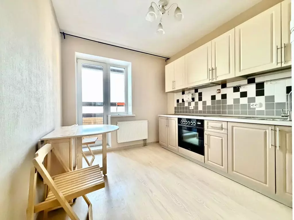 1-к кв. Ленинградская область, Мурино Всеволожский район, ул. Шоссе в ... - Фото 1