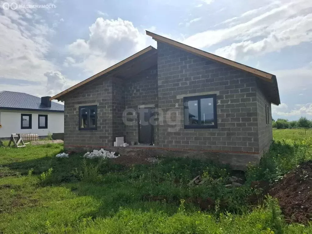 Дом в село Новое Барятино, Парковая улица (115.8 м) - Фото 1