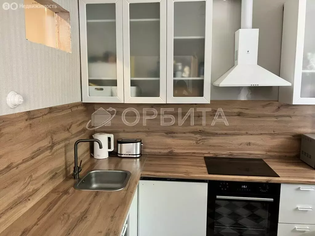 3-комнатная квартира: Тюмень, улица Максима Горького, 39 (75.3 м) - Фото 1