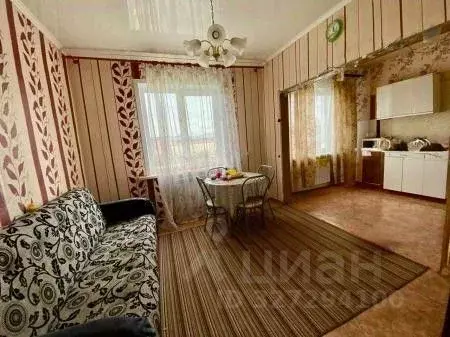 Дом в Омская область, Любинский район, Красный Яр рп Спортивная ул. ... - Фото 2