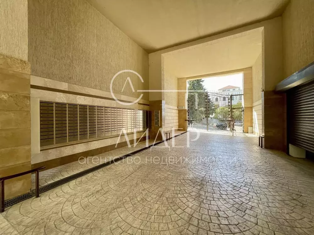 1-к кв. Краснодарский край, Сочи Бытха мкр, ул. Бытха, 41/1 (54.6 м) - Фото 2