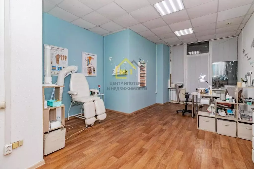 Офис в Челябинская область, Челябинск ул. Курчатова, 5в (48 м) - Фото 1