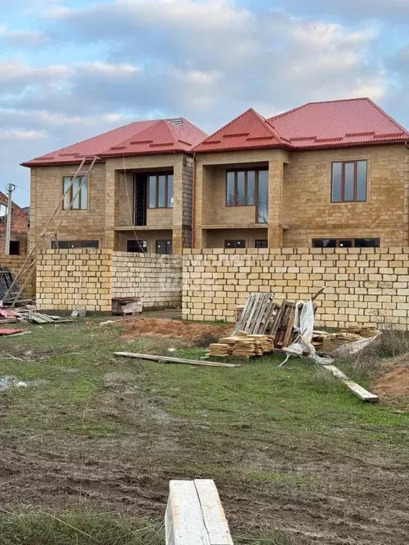 Дом в Дагестан, Дербент ул. Кронштадская, 40 (200 м) - Фото 1