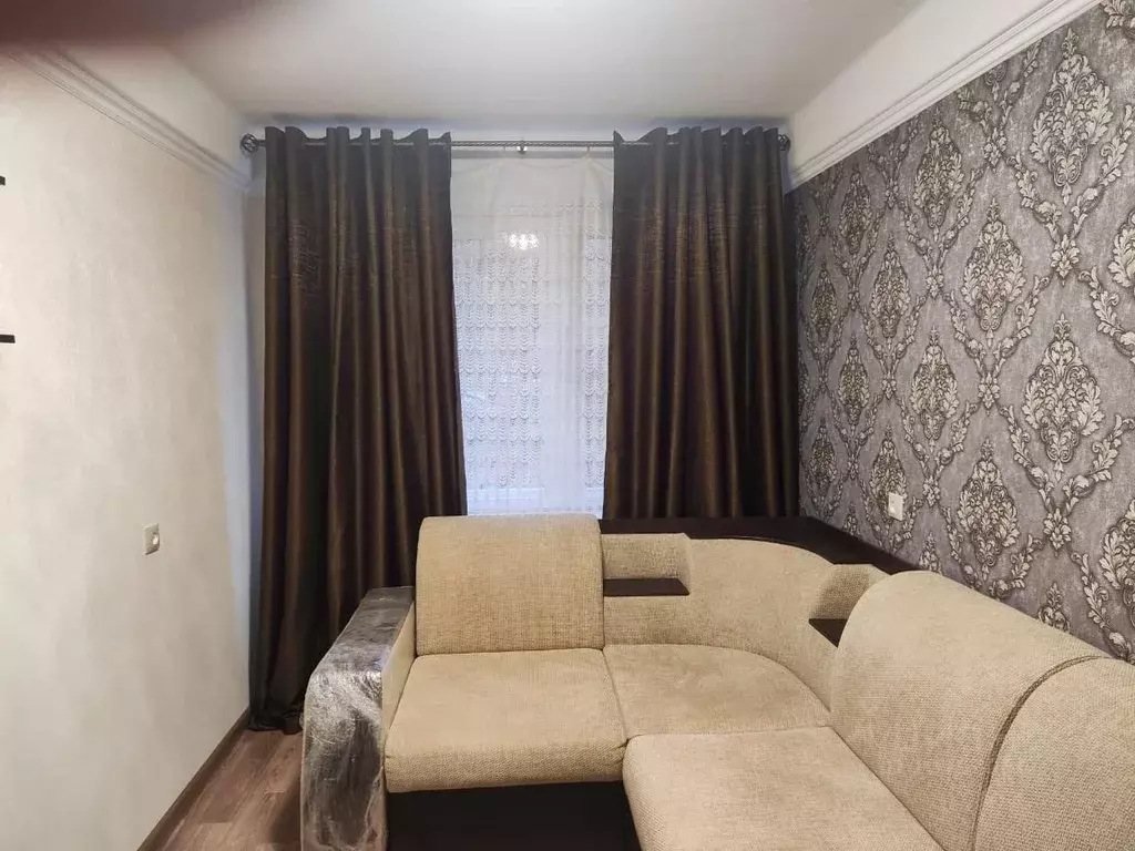 Комната Санкт-Петербург просп. Королева, 50К2 - Фото 0