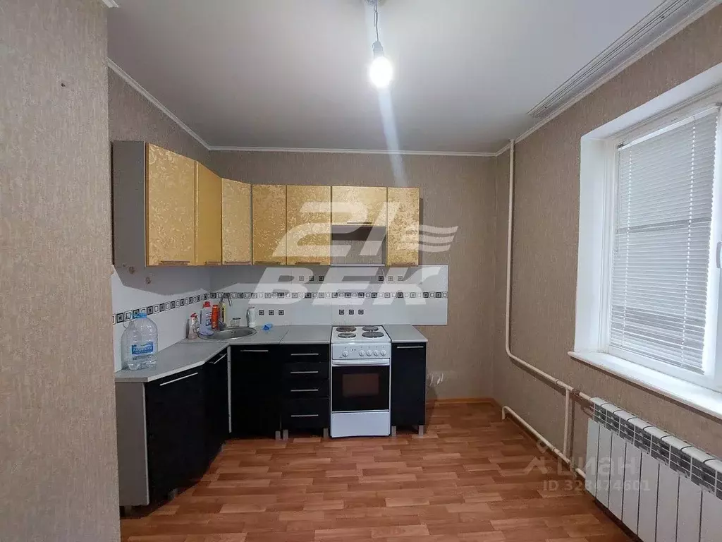 1-к кв. Курская область, Курск просп. Вячеслава Клыкова, 64 (37.7 м) - Фото 1