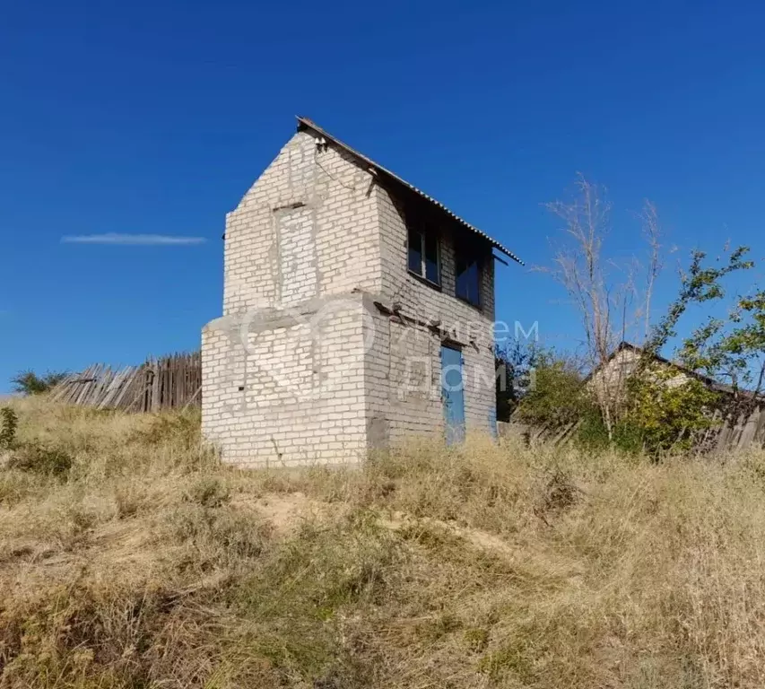 Дом в Волгоградская область, Волгоград Восход СНТ, 19-я линия (22 м) - Фото 0