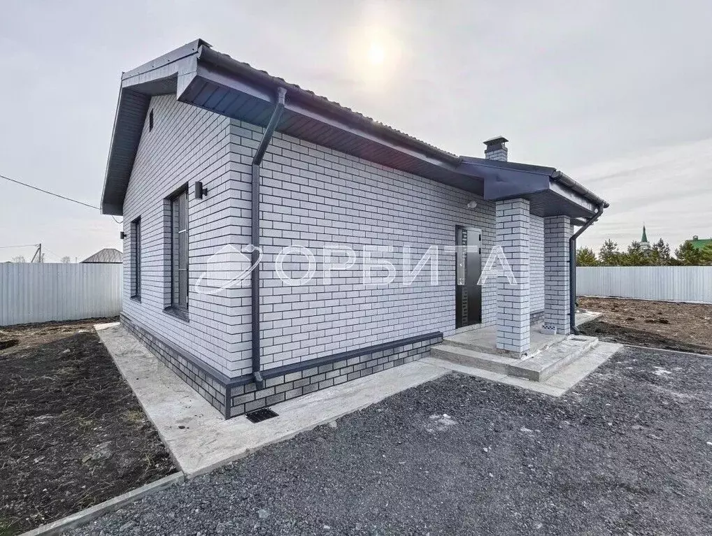 Дом в Тюменская область, Тюменский муниципальный округ, с. Успенка ул. ... - Фото 1