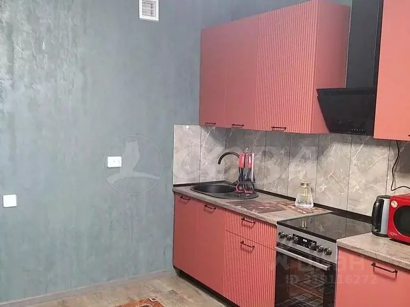1-к кв. Тюменская область, Тобольск Зона ВУЗов тер., 7 (40.0 м) - Фото 0