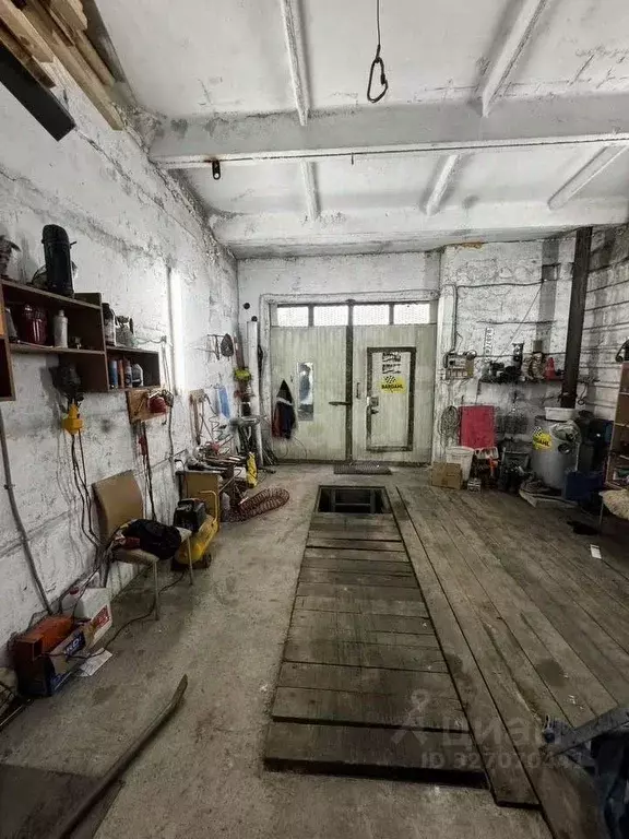 Гараж в Камчатский край, Вилючинск Центральный мкр,  (30 м) - Фото 1