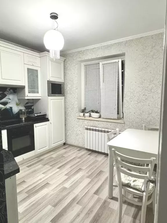 Продаётся 1-к квартира, 57 м - Фото 1