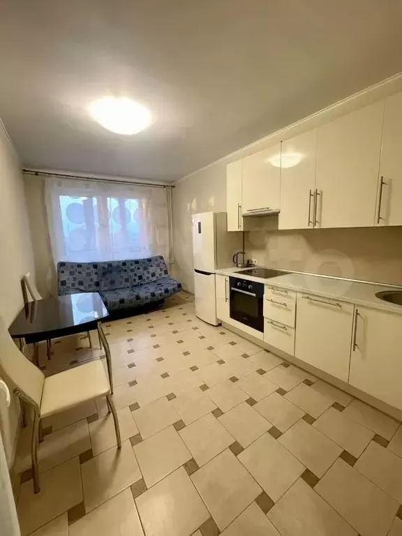1-к. квартира, 56 м, 18/18 эт. - Фото 0
