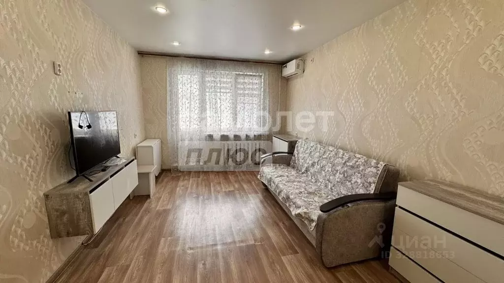 1-к кв. Татарстан, Казань ул. Батыршина, 40к1 (33.0 м) - Фото 1