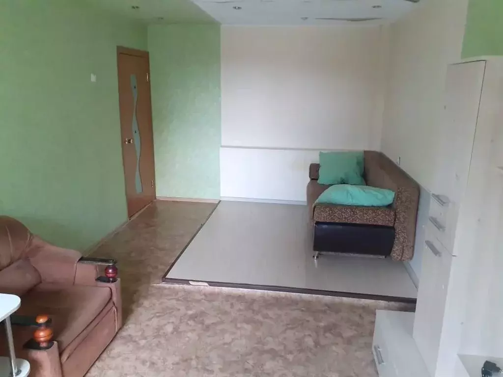 1-к кв. Ленинградская область, Тихвин 1-й мкр, 47 (32.0 м) - Фото 2