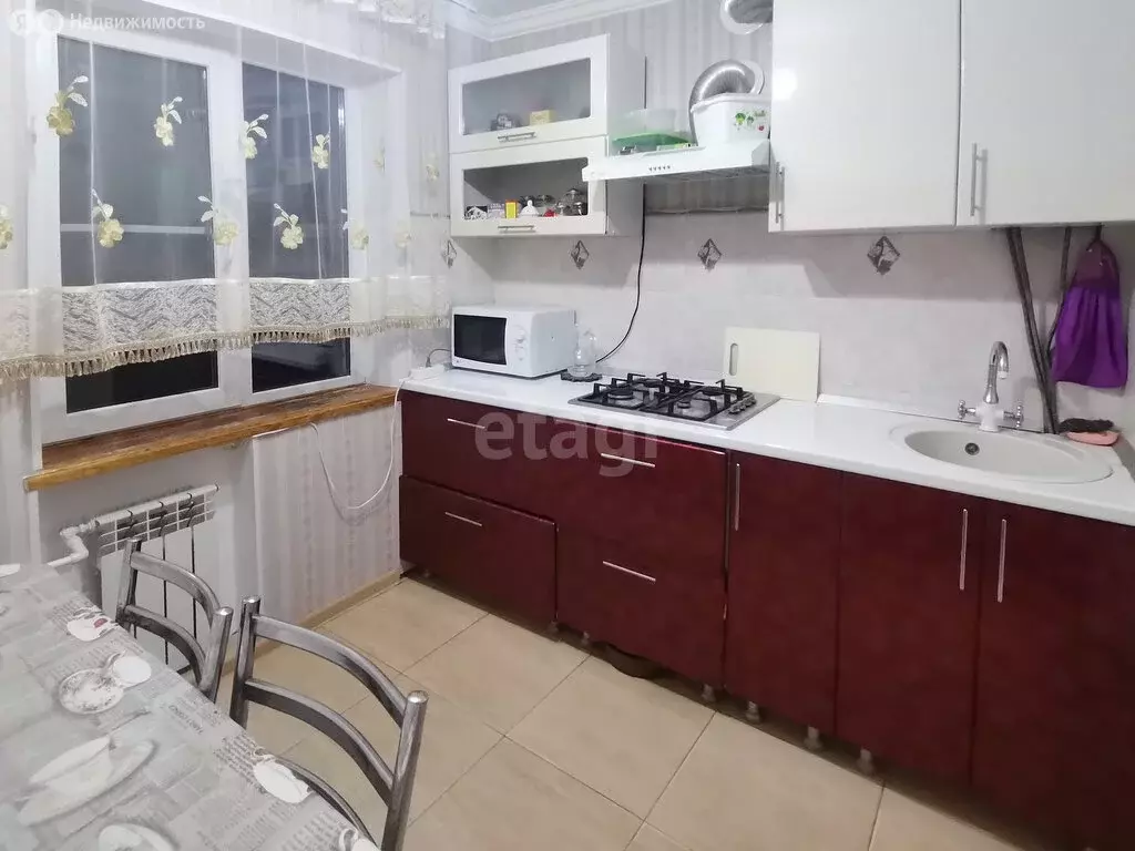 3-комнатная квартира: Нальчик, улица Электроподстанция, 1 (52.5 м) - Фото 1