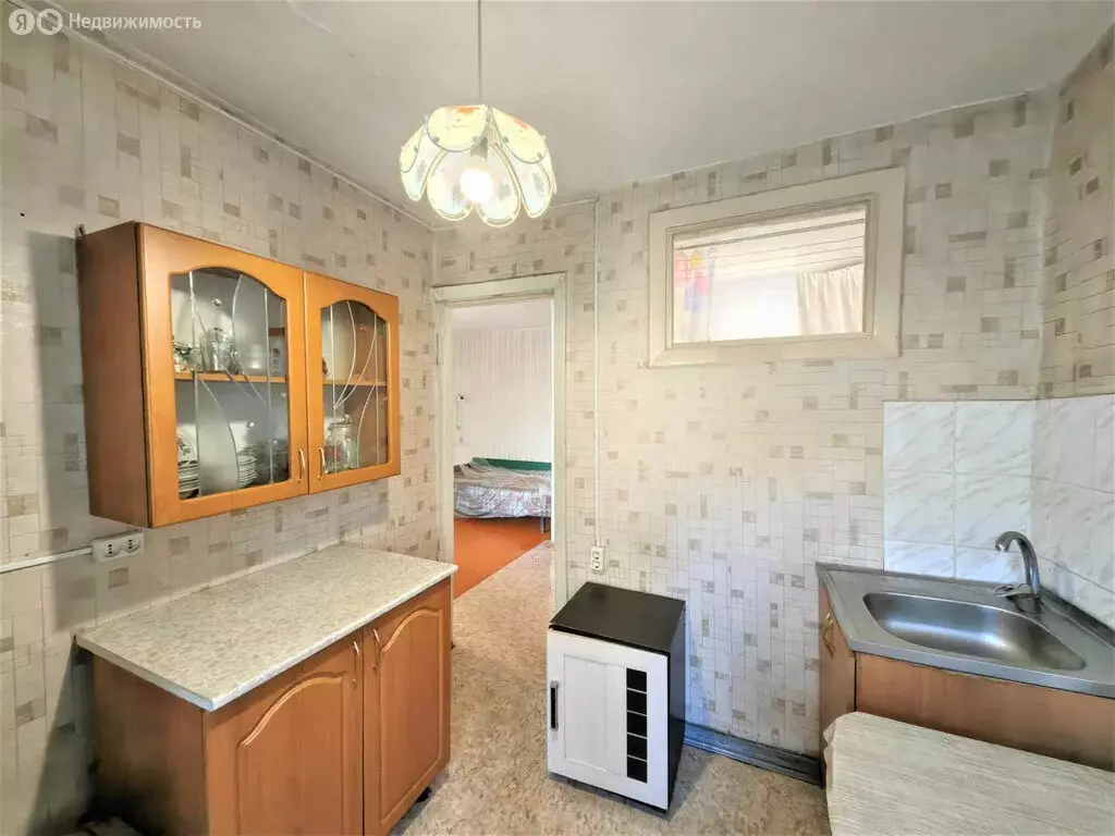 2-комнатная квартира: Иркутск, улица Марата, 6 (42 м) - Фото 1