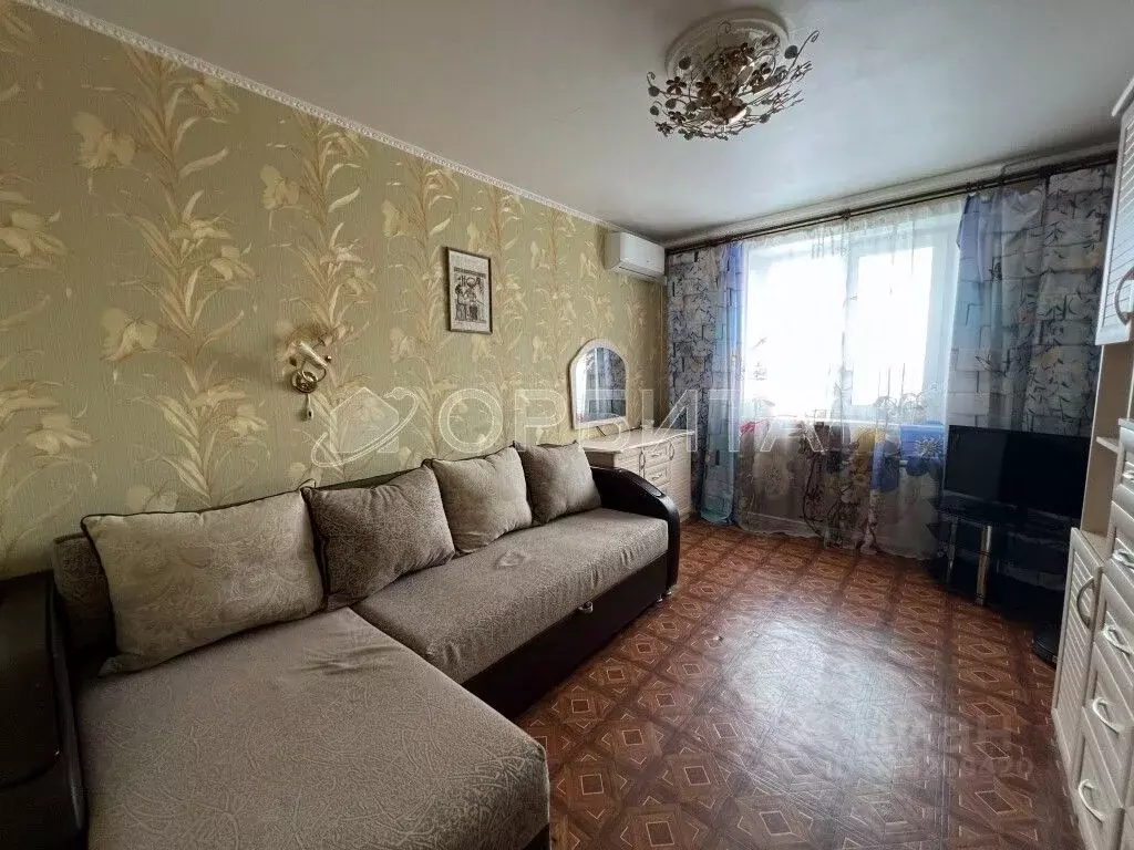 3-к кв. Тюменская область, Тюмень Ставропольская ул., 2 (67.7 м) - Фото 0