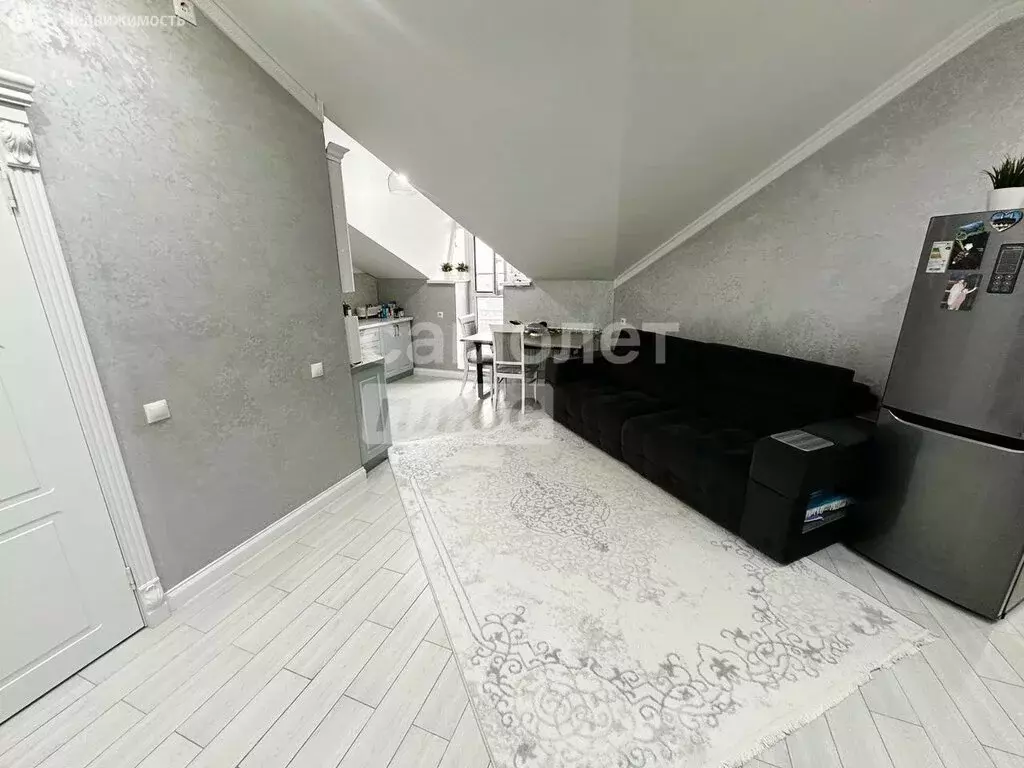 3-комнатная квартира: Грозный, Старопромысловское шоссе, 24к3 (70 м) - Фото 2