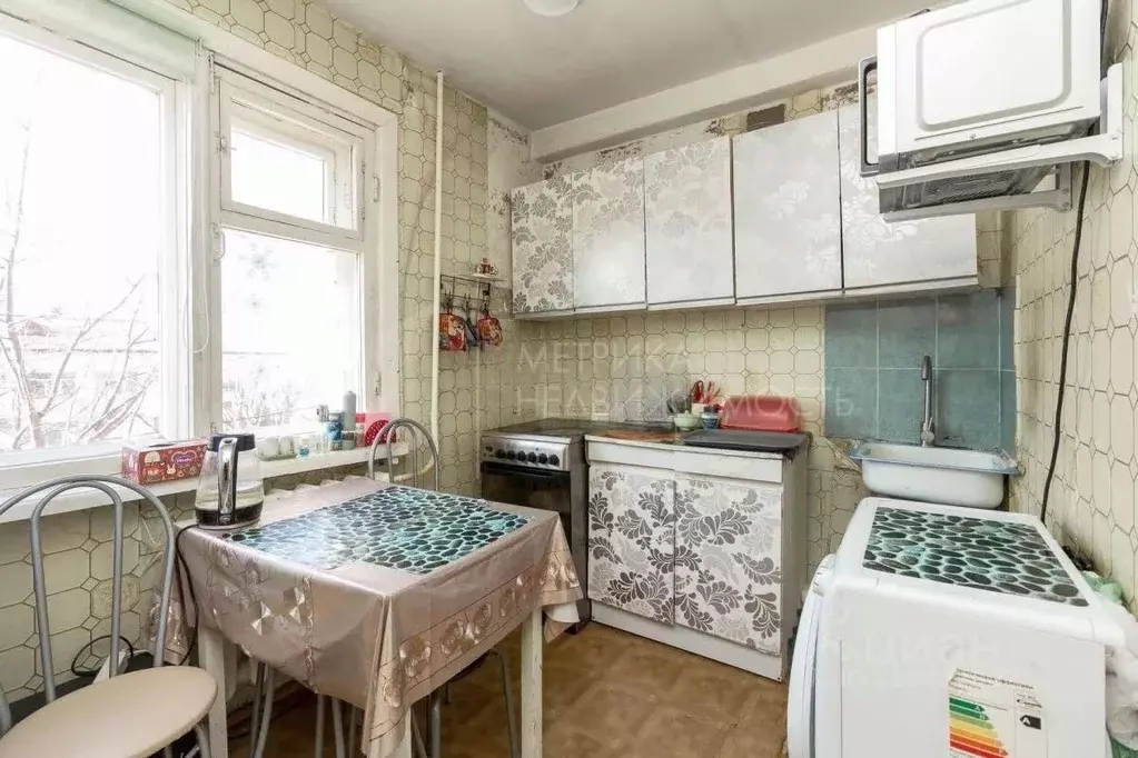 3-к кв. Тюменская область, Тюмень Метелева мкр, ул. Метелевская, 6 ... - Фото 1