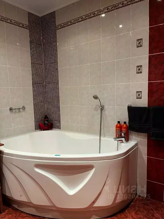 3-к кв. Пермский край, Пермь ул. Голева, 9А (72.0 м) - Фото 1
