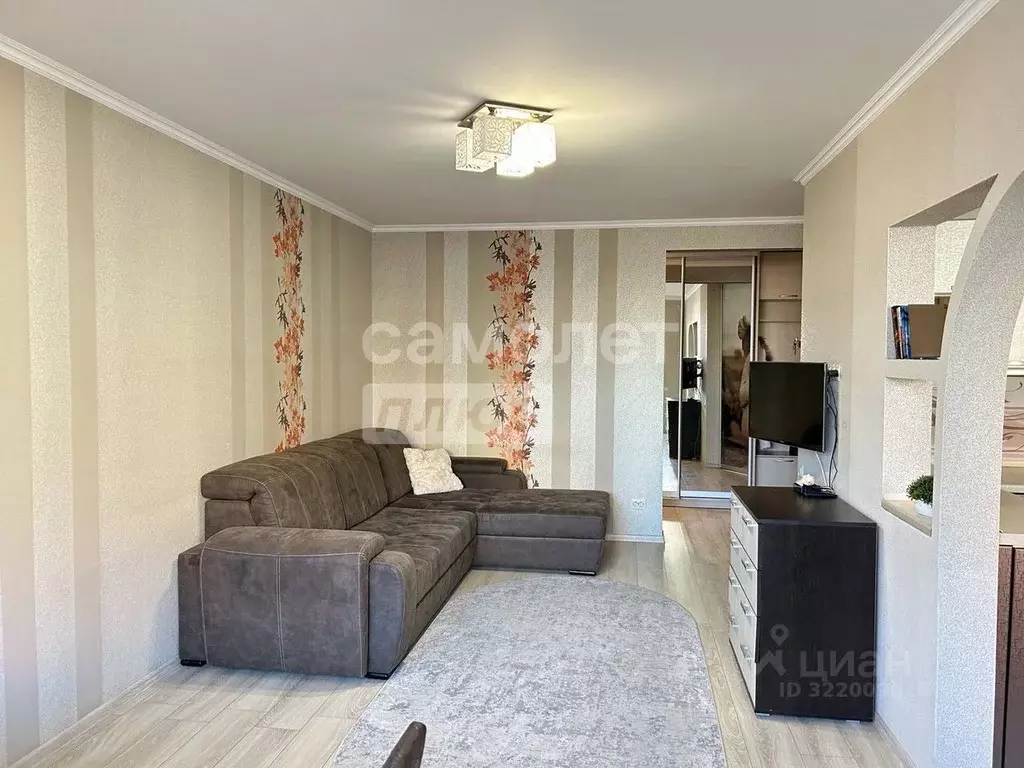 3-к кв. Алтайский край, Барнаул ул. Солнечная Поляна, 111 (79.9 м) - Фото 2