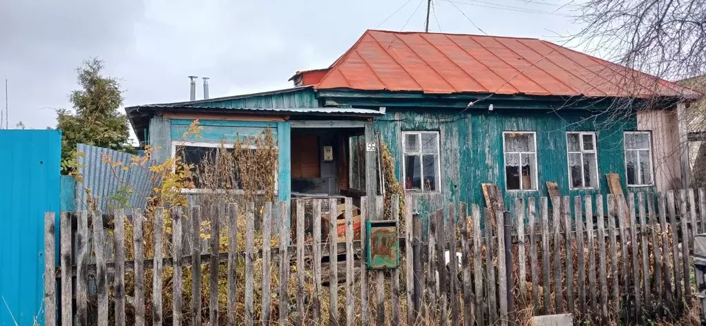 Дом в Башкортостан, Куюргазинский район, Ермолаевский сельсовет, с. ... - Фото 0