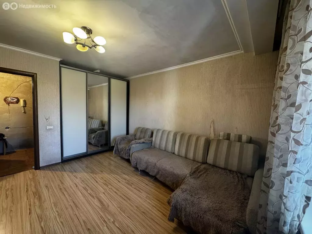 3-комнатная квартира: Брянск, 2-я улица Мичурина, 25 (60.6 м) - Фото 2