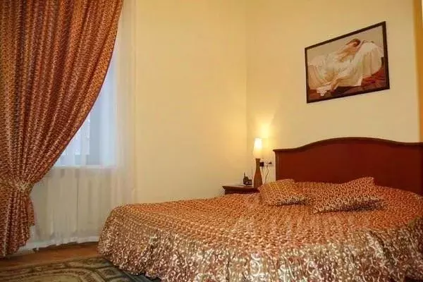 Комната Ставропольский край, Кисловодск Курортный бул., 14 (43.0 м) - Фото 1