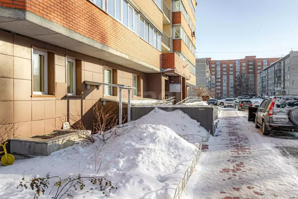 Офис в Новосибирская область, Бердск Лунная ул., 1 (25 м) - Фото 1