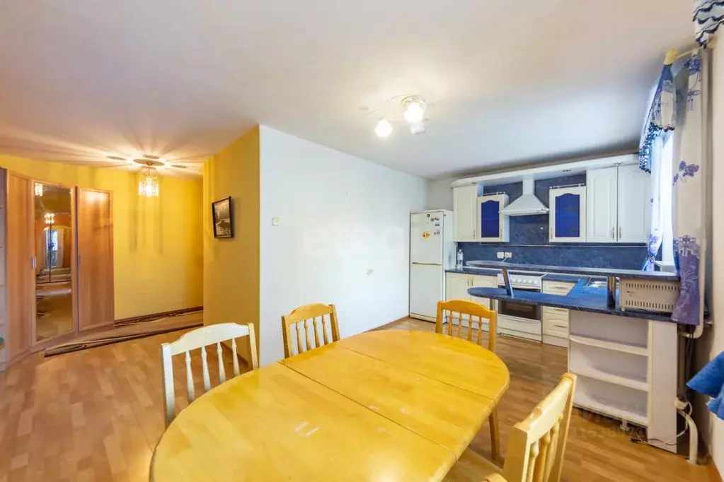 3-к кв. Хабаровский край, Хабаровск ул. Дзержинского, 39 (100.4 м) - Фото 1