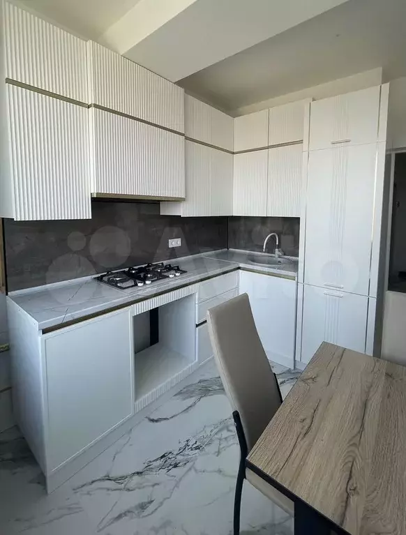 1-к. квартира, 50 м, 8/8 эт. - Фото 0