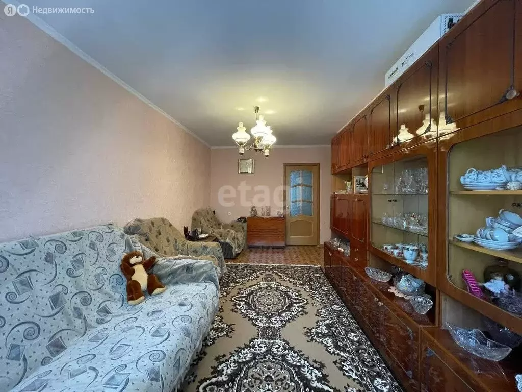 3-комнатная квартира: село Федосеевка, улица Натальи Лихачёвой, 37 (60 ... - Фото 1