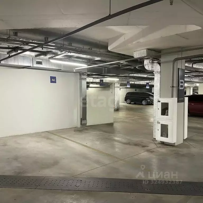 Гараж в Красноярский край, Красноярск Октябрьская ул., 16 (15 м) - Фото 1