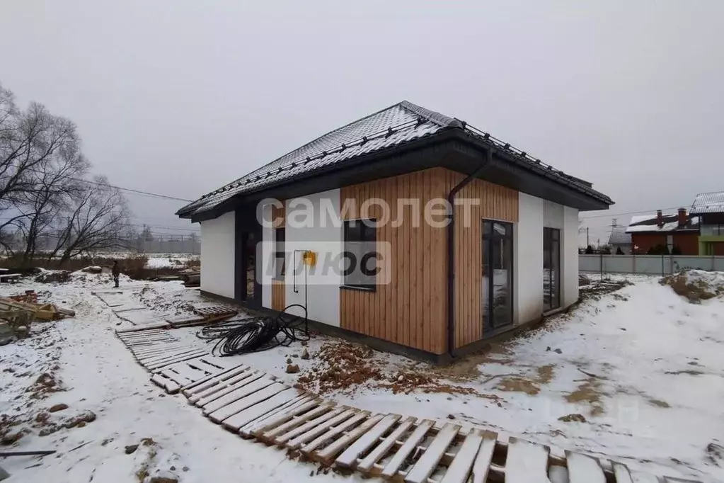 Дом в Нижегородская область, Нижний Новгород д. Крутая, 103А (80 м) - Фото 1