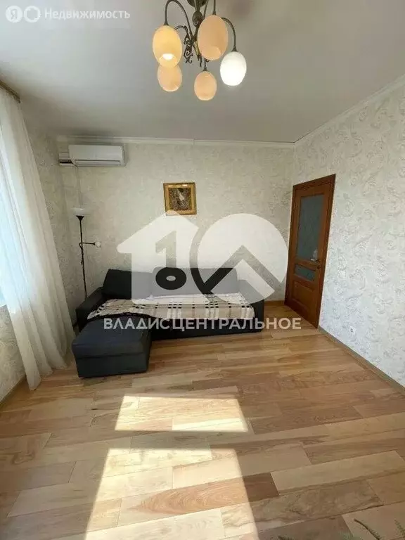 3-комнатная квартира: Новосибирск, улица Вавилова, 7 (59 м) - Фото 1
