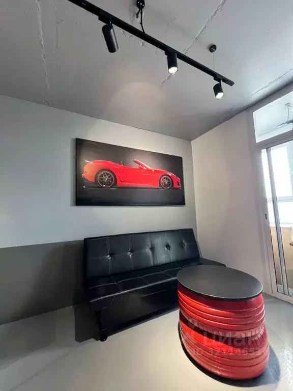 2-к кв. Красноярский край, Красноярск ул. Апрельская, 9А (55.0 м) - Фото 1