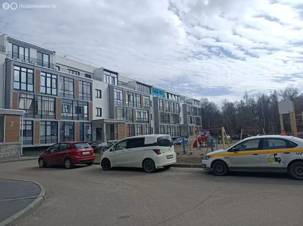 2-комнатная квартира: Лосино-Петровский, Почтовый переулок, 1к2 (75 м) - Фото 1