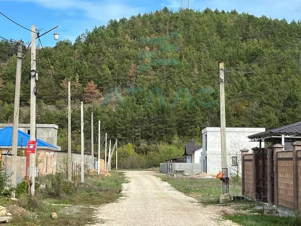 Дом в Крым, Симферопольский район, Добровское с/пос, с. Пионерское ул. ... - Фото 2