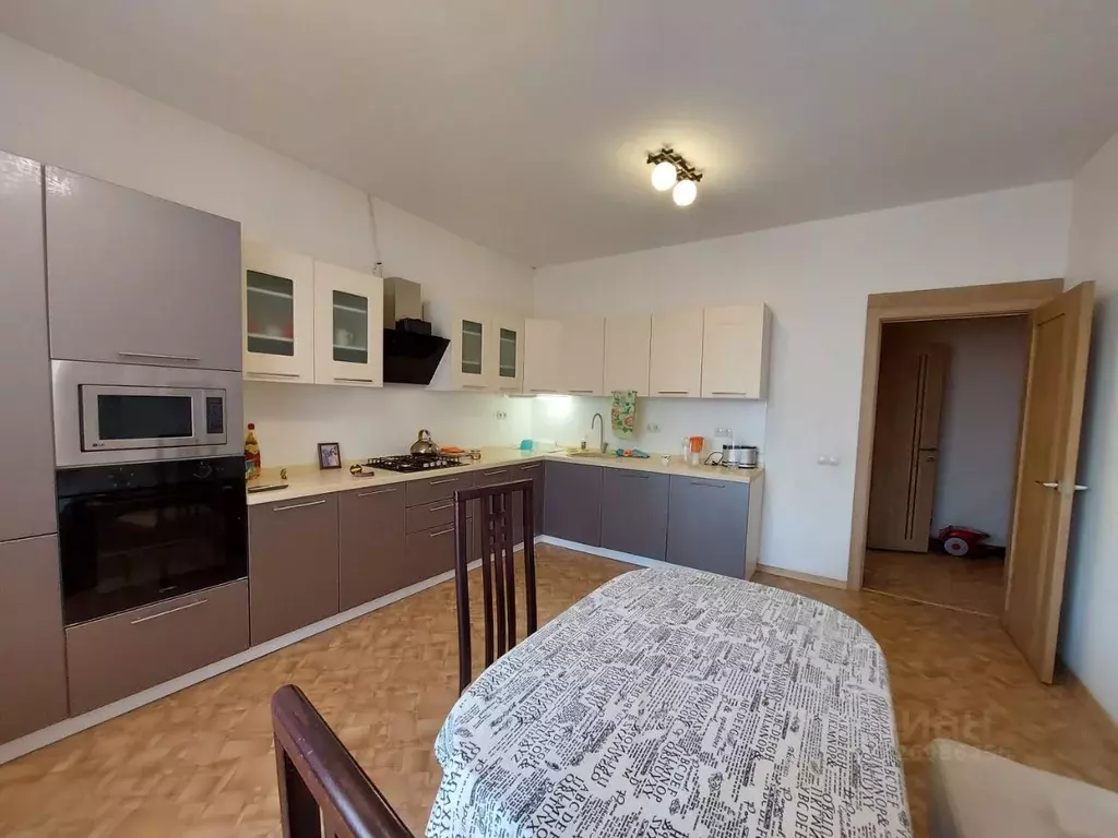 2-к кв. Воронежская область, Воронеж ул. Ивана Туркенича, 5 (72.0 м) - Фото 2