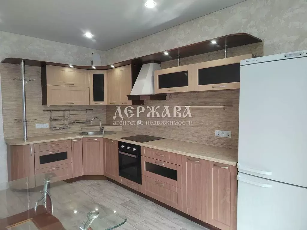 2-к кв. Белгородская область, Старый Оскол Садовые Кварталы мкр, 1 ... - Фото 1