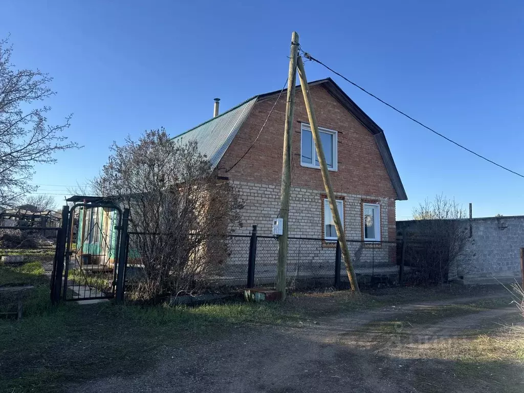 Дом в Оренбургская область, Оренбургский район, Ленинский сельсовет, ... - Фото 1